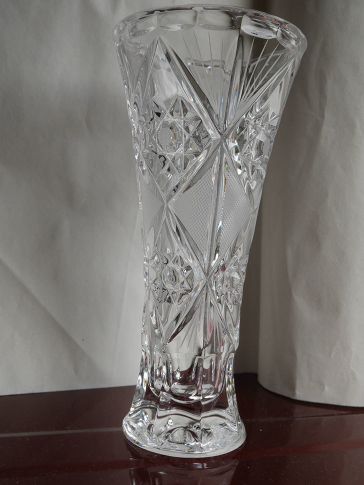 BOHEMIA CRYSTALの花瓶を買った。2022年-0006.jpg