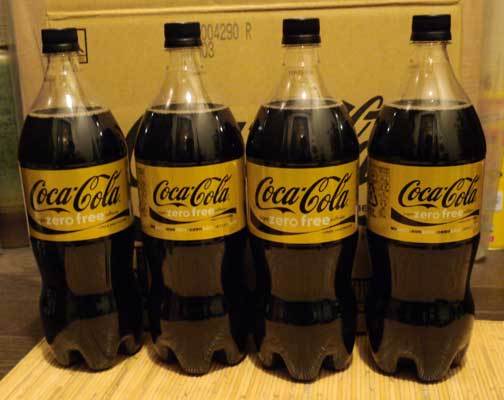 コカ・コーラ ゼロフリー1.5L 2.jpg