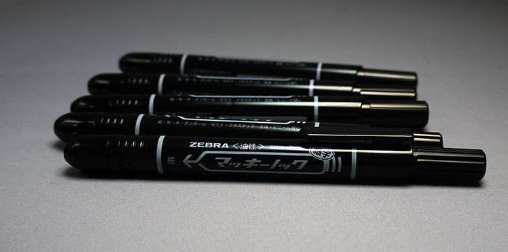 ゼブラ-油性ペン-マッキーノック-細字-P-YYSS6-BK5-黒-5本を買った3.jpg