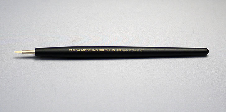 タミヤ-モデリングブラシ-HG-平筆-極小-87157を買った1.jpg