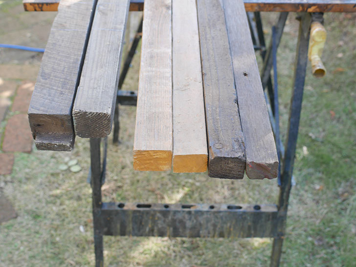 ツルバラ用の木材フェンスの補強(2)。玄関側の補強。2021年-023.jpg