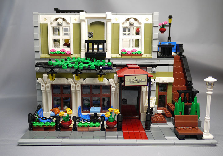 LEGO-10243-Parisian-Restaurant(パリジャンレストラン)作り始めた2-42.jpg