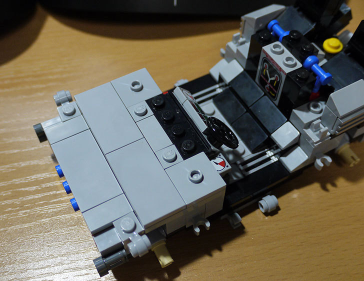LEGO-21103-デロリアン・タイムマシンを作った32.jpg
