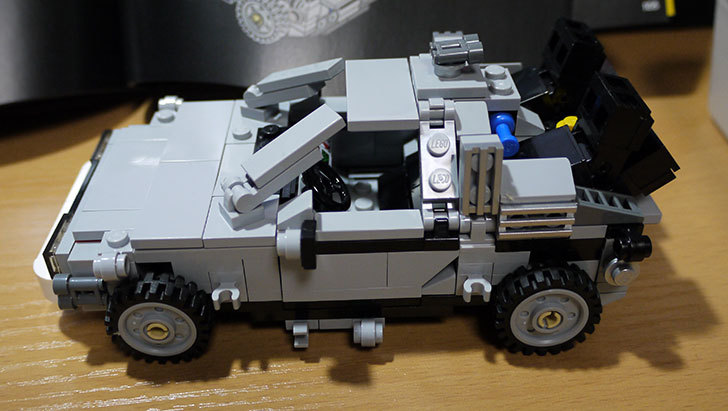 LEGO-21103-デロリアン・タイムマシンを作った41.jpg