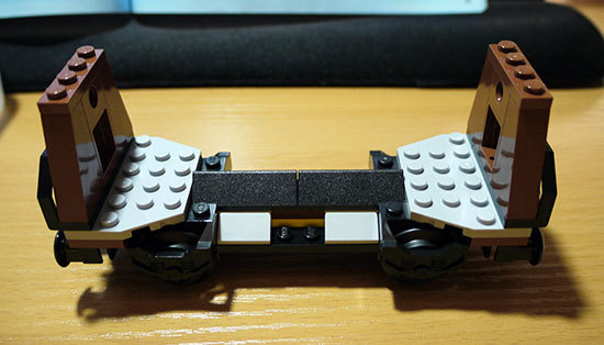 LEGO-3677-レッドカーゴトレイン作成4-5.jpg