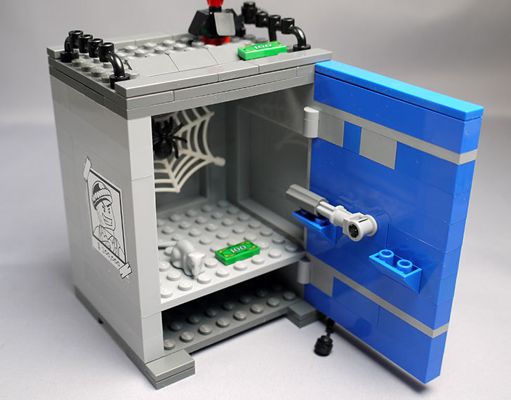 LEGO-40110-Coin-Bankを作った33.jpg