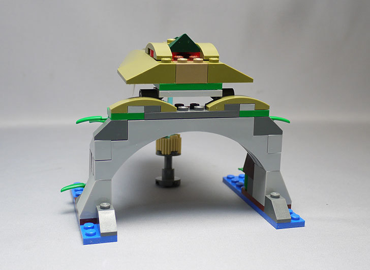 LEGO-70112-チーマ-ガブッと-わにの口を作った25.jpg