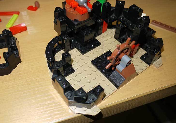 LEGO-70413-海賊船の改造を始めた8-13.jpg