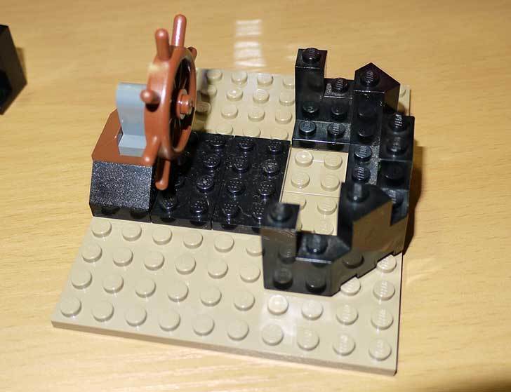 LEGO-70413-海賊船の改造を始めた8-2.jpg