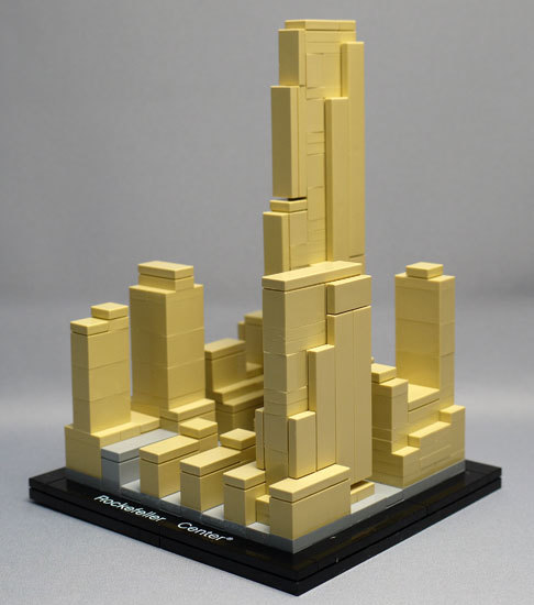 LEGO 21007 ロックフェラーセンター作成3.jpg