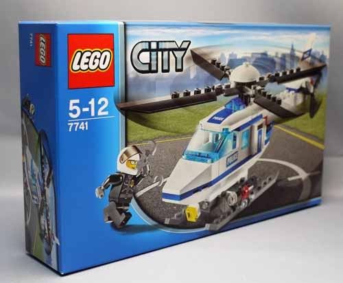 LEGO 7741 警察ヘリコプターと7285 ポリスバン 2.jpg