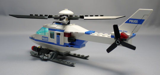 LEGO 7741 警察ヘリコプター作成10.jpg