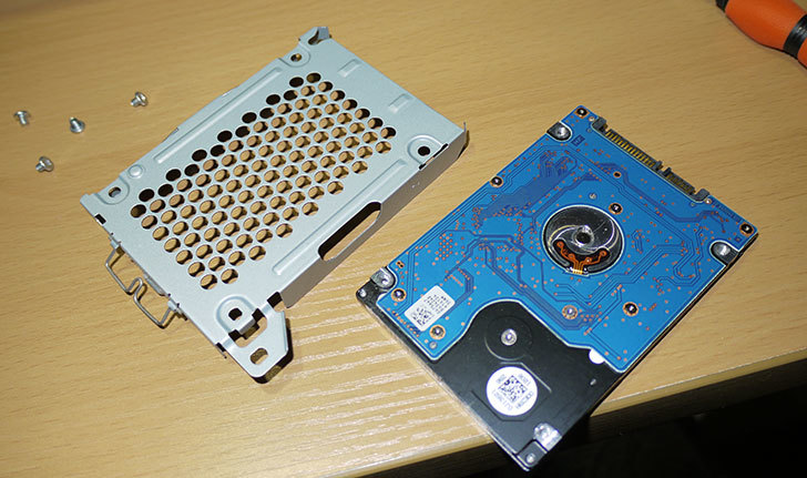 PS3-CECH-3000AのHDDをTOSHIBA-2.5インチHDD-MQ01ABD100に交換をした14.jpg