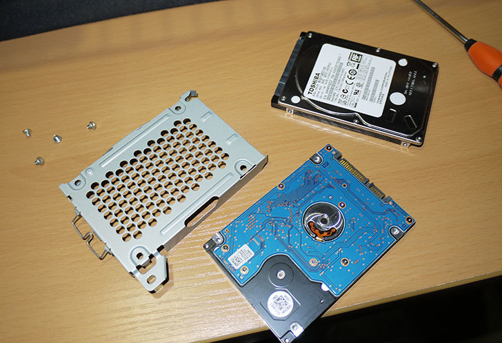 PS3-CECH-3000AのHDDをTOSHIBA-2.5インチHDD-MQ01ABD100に交換をした15.jpg