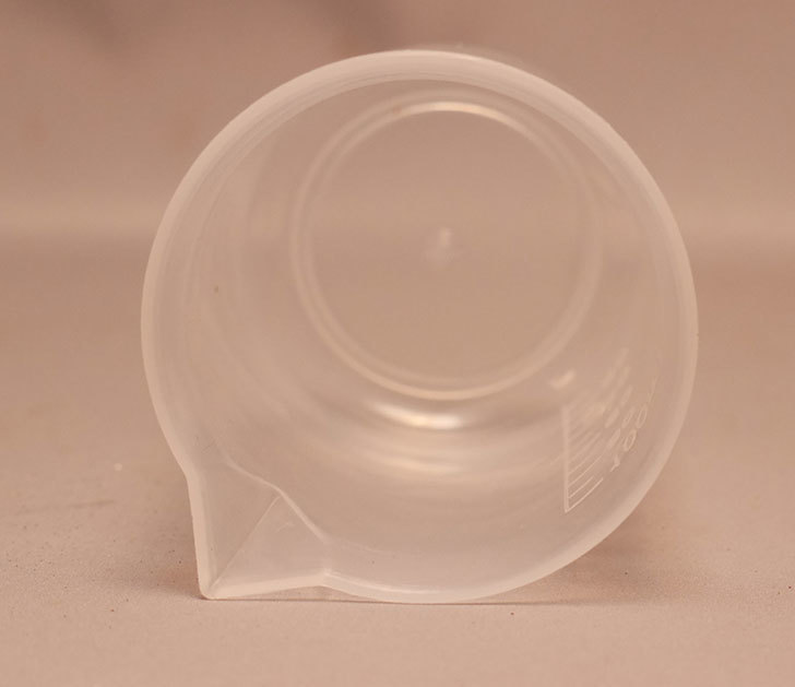 SODIAL(R)5個-100-ml-透明なプラスチック製の実験室測定計量カップ-を買った5.jpg